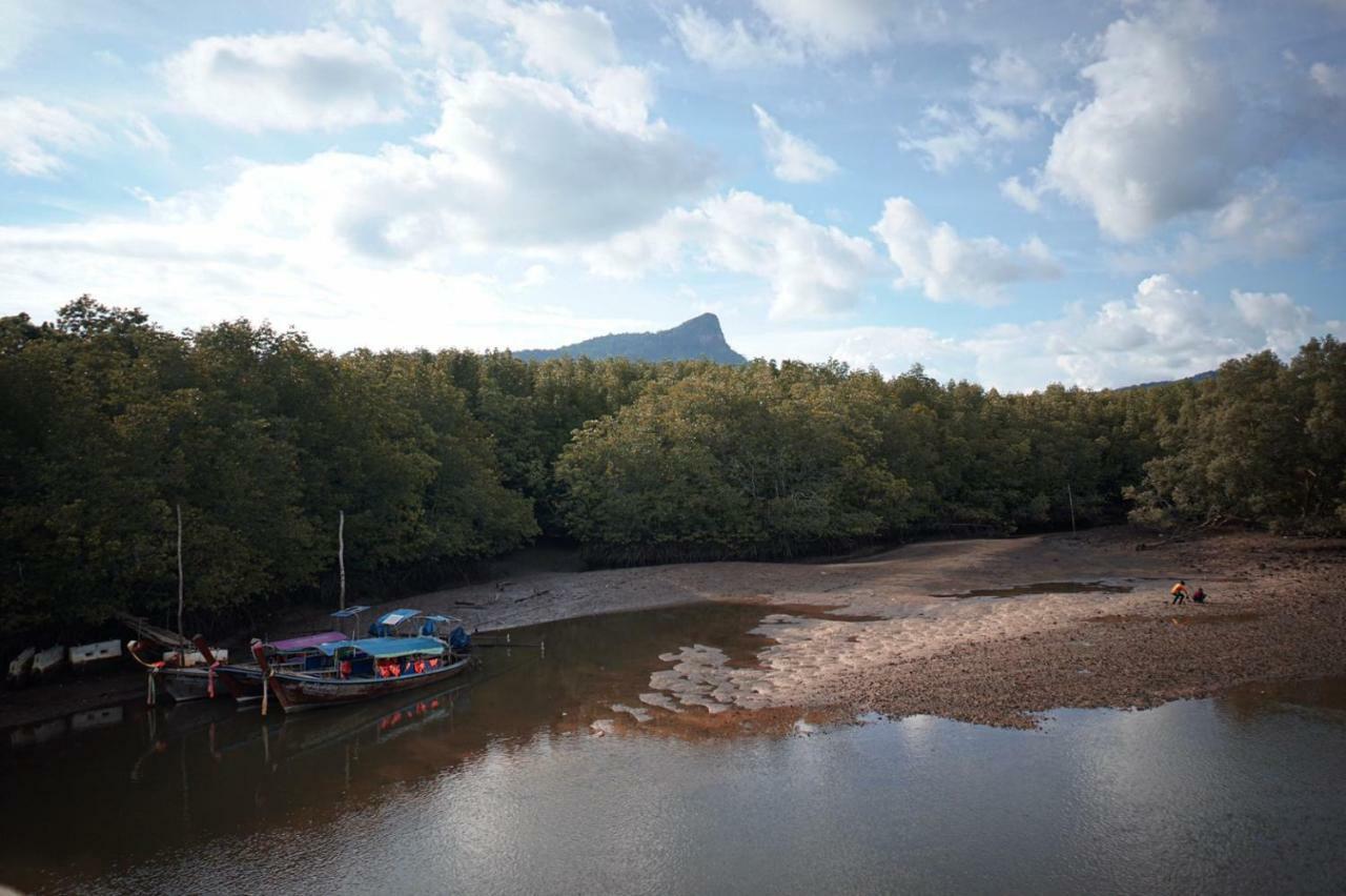 بيت شباب خونشويك مويتاي ثاي Ao Nang المظهر الخارجي الصورة